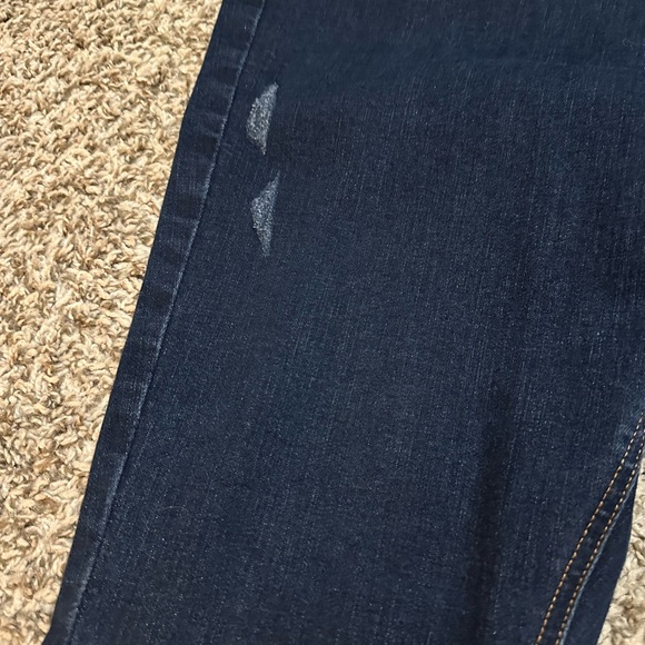 DIP Women’s Size 12 Dark Wash Jeans Distressed Frayed Hem - Picture 4 of 8